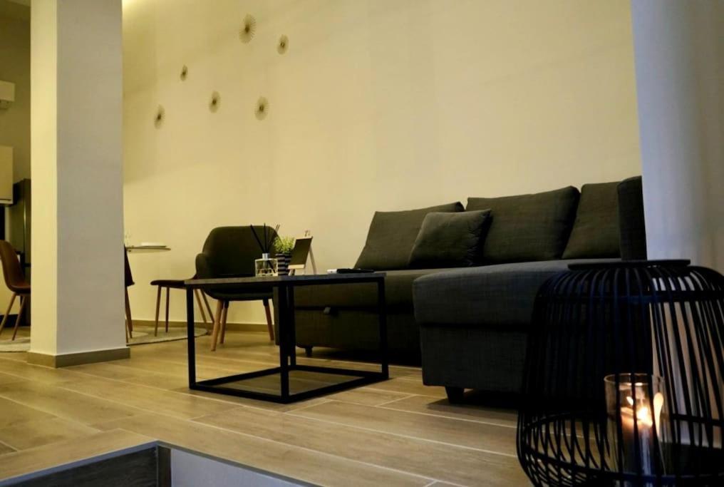 Cosy Loft Lägenhet Patras Exteriör bild