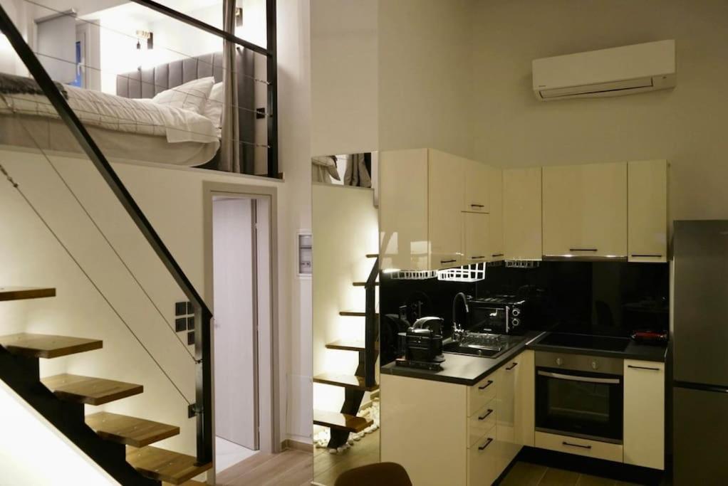 Cosy Loft Lägenhet Patras Exteriör bild
